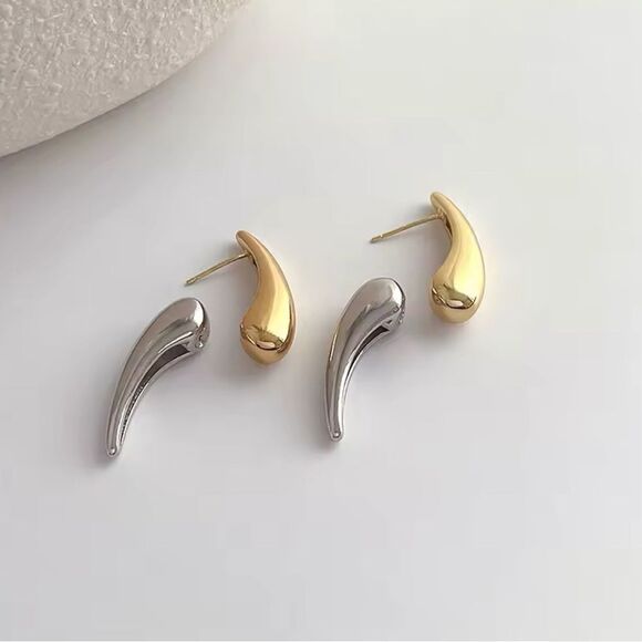 Gold and Silver drop Earrings - Picture 3 of 4